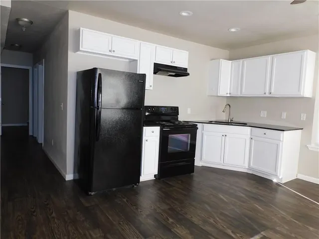 Photo 4 — 2321 NW 12th Street A, Oklahoma City, OK 73107