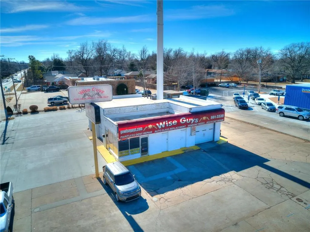 Front exterior — 1200 W Main Street, Norman, OK 73069