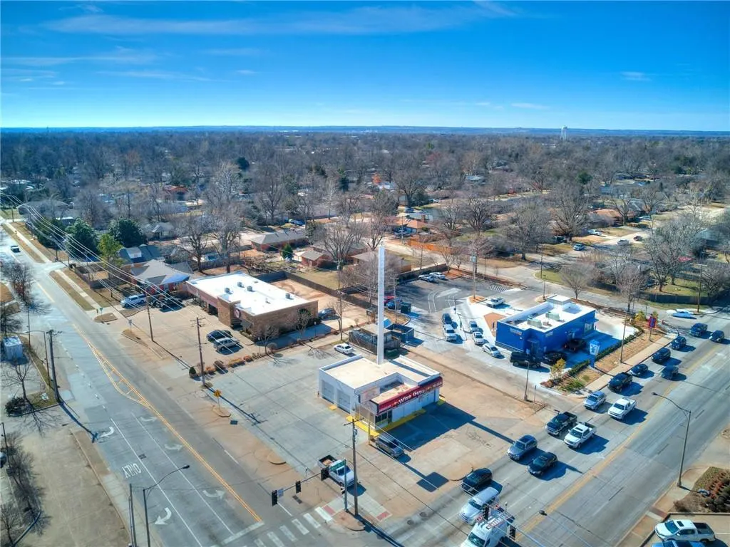 Photo 10 — 1200 W Main Street, Norman, OK 73069