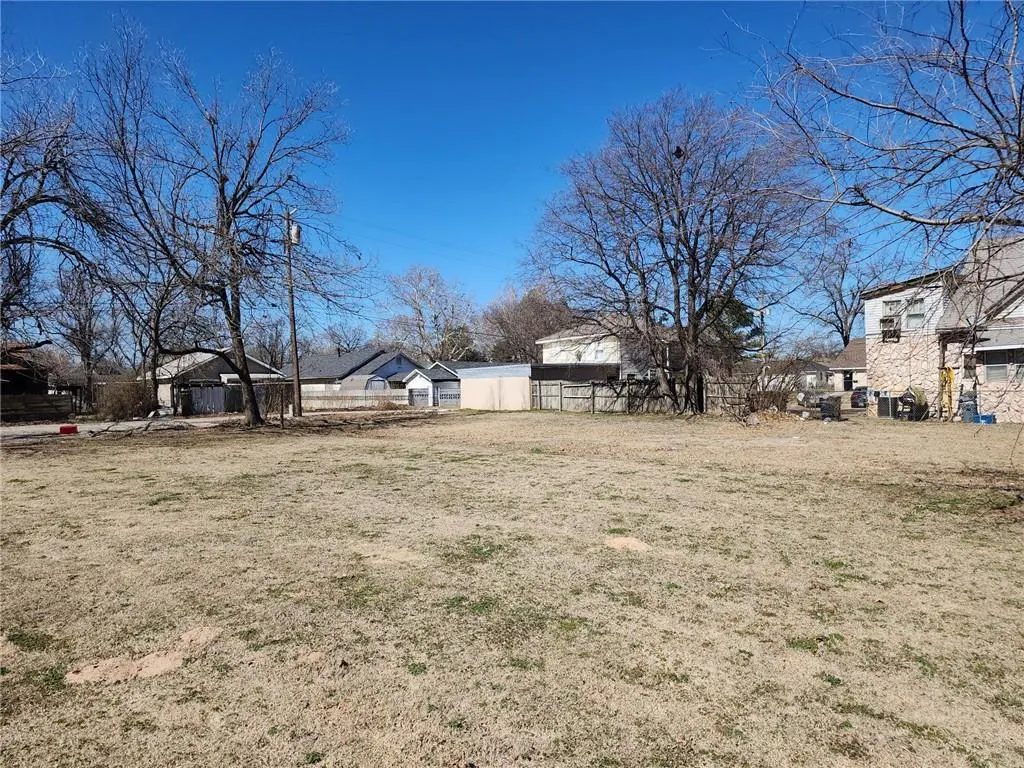 Photo 13 — 548 N Kickapoo, Shawnee, OK 74801