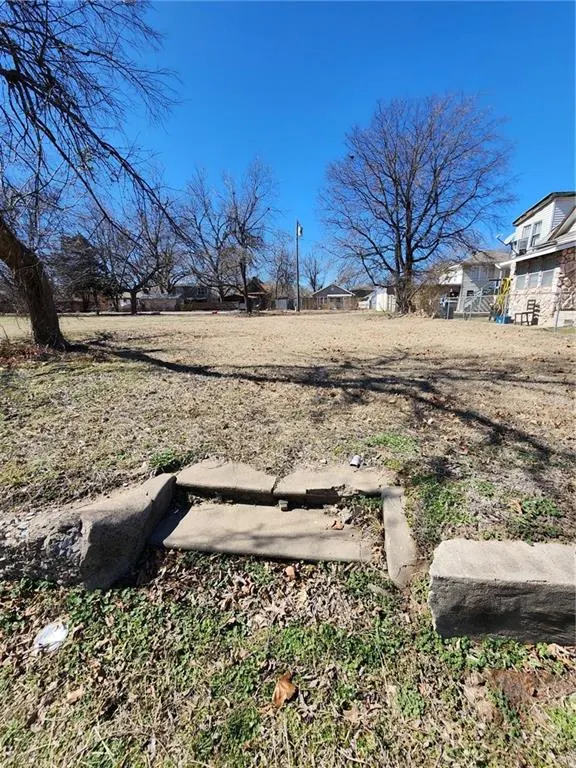 Photo 6 — 548 N Kickapoo, Shawnee, OK 74801