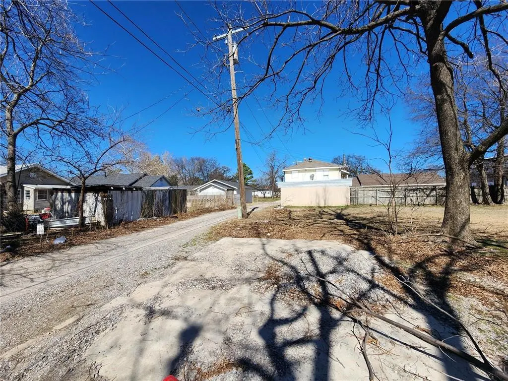 Photo 16 — 548 N Kickapoo, Shawnee, OK 74801