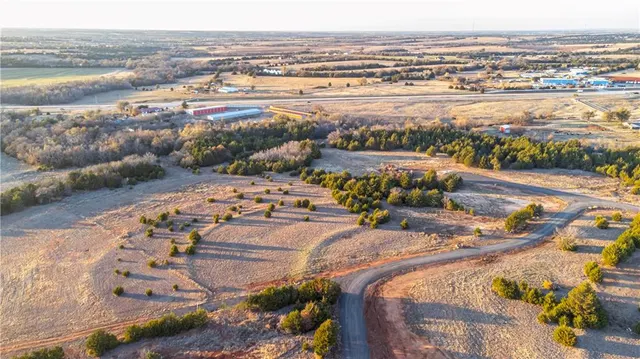Photo 5 — 002 Little Farms Road, Guthrie, OK 73044