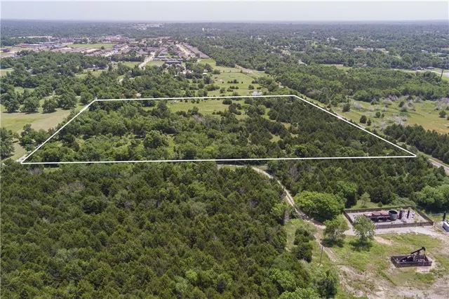 Photo 6 — 8200 NE 20th Street, Oklahoma City, OK 73141