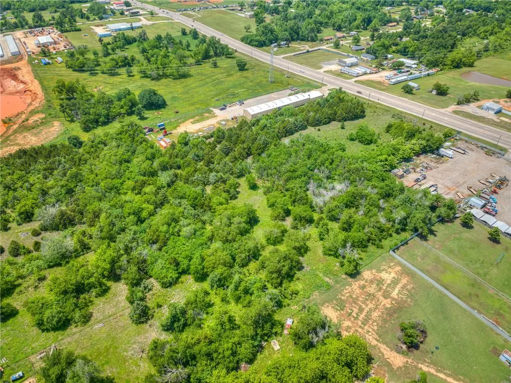 Photo 9 — 18320 NE 23rd Street, Harrah, OK 73045