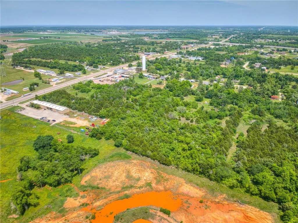 Photo 23 — 18320 NE 23rd Street, Harrah, OK 73045