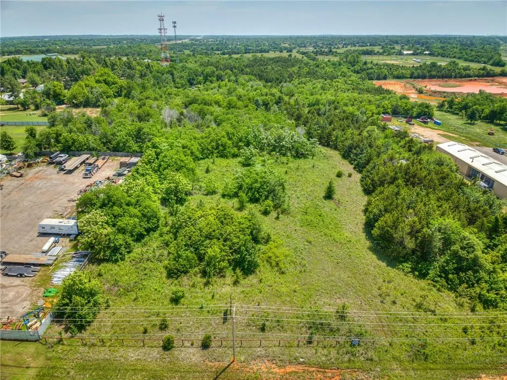 Photo 17 — 18320 NE 23rd Street, Harrah, OK 73045