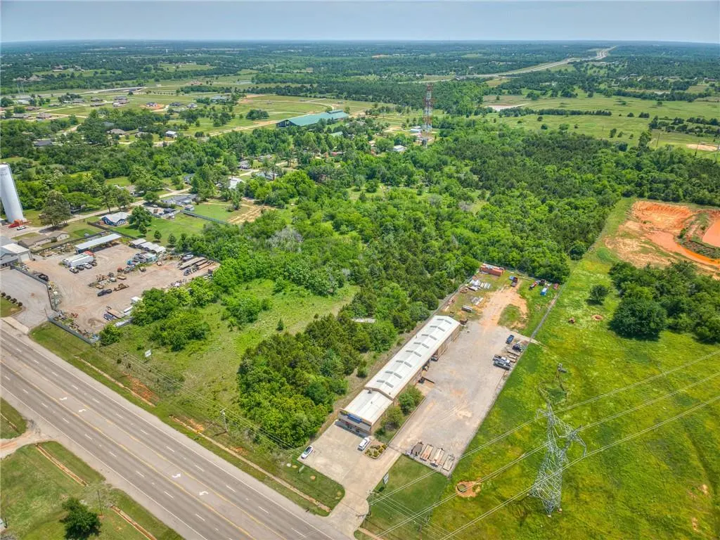 Photo 24 — 18320 NE 23rd Street, Harrah, OK 73045