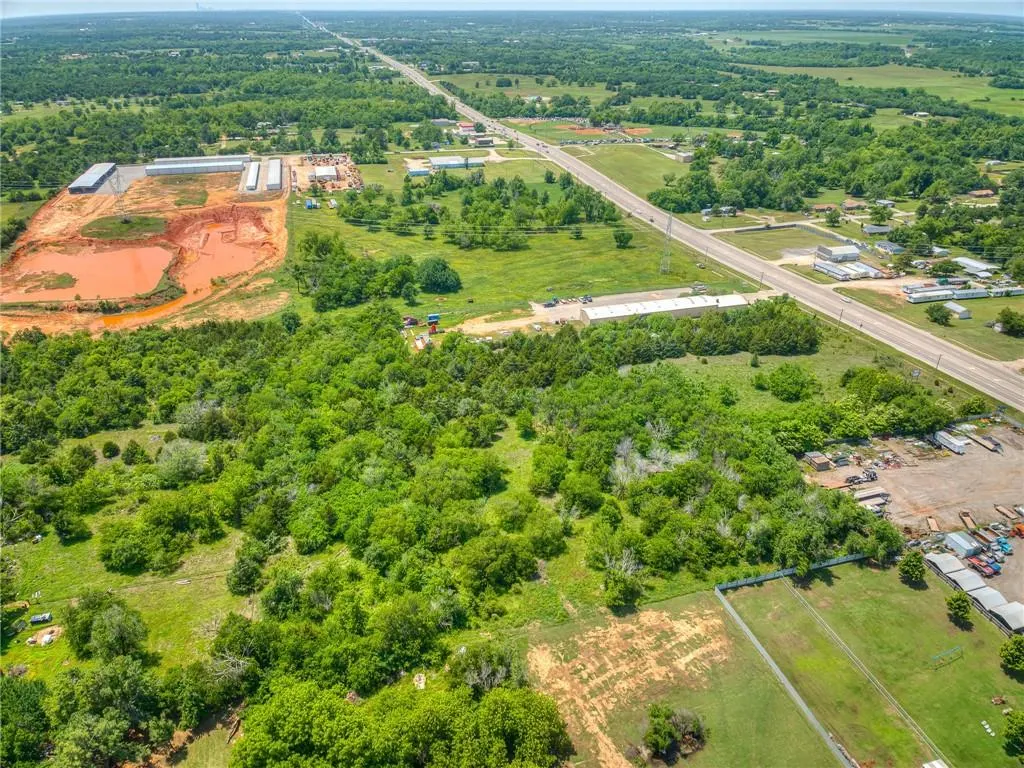 Photo 10 — 18320 NE 23rd Street, Harrah, OK 73045