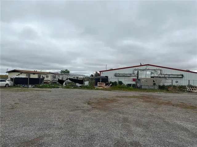 Photo 6 — 800 9th Street, Canute, OK 73626
