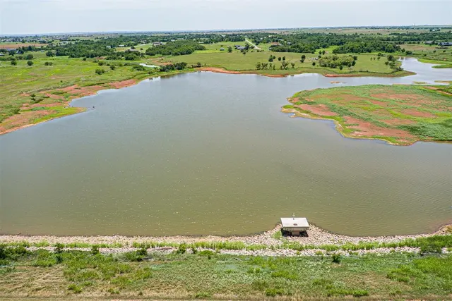 Photo 7 — NW Moffat Road, Piedmont, OK 70378