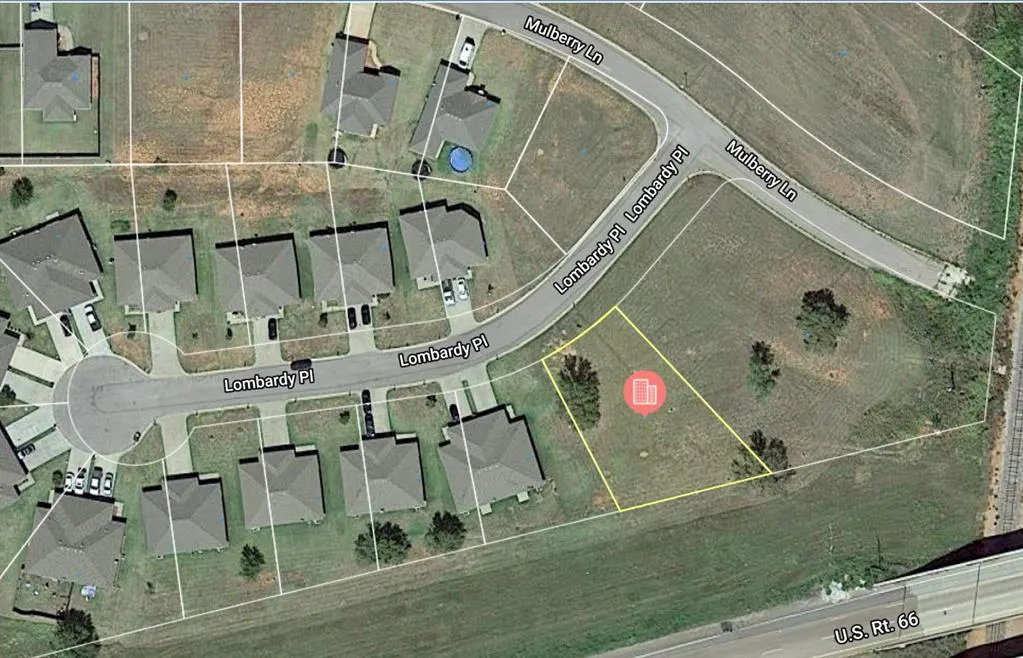 Photo 2 — 6 Lombardy Place, Clinton, OK 73601