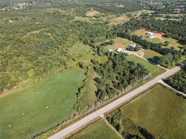 Photo 8 — 8415 S Anderson Road, Oklahoma City, OK 73150