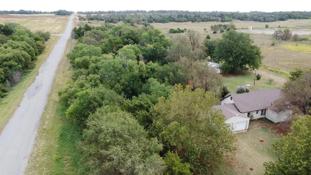 Front exterior — 12004 N 2110 Road, Dill City, OK 73641