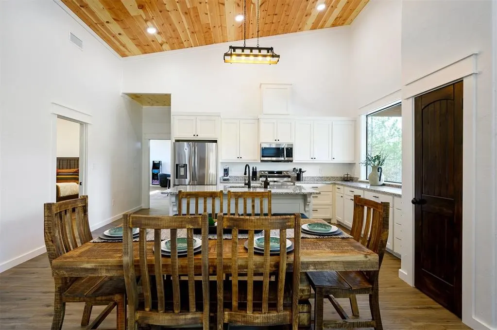 Photo 8 — 108 Aged Oak Court, Broken Bow, OK 74728