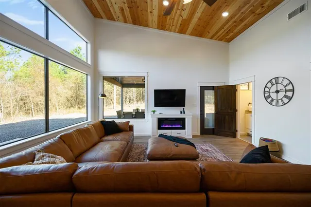 Photo 6 — 108 Aged Oak Court, Broken Bow, OK 74728