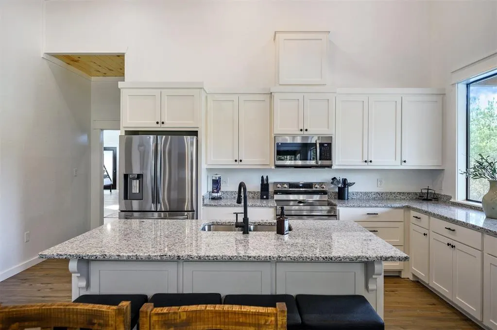 Photo 13 — 108 Aged Oak Court, Broken Bow, OK 74728