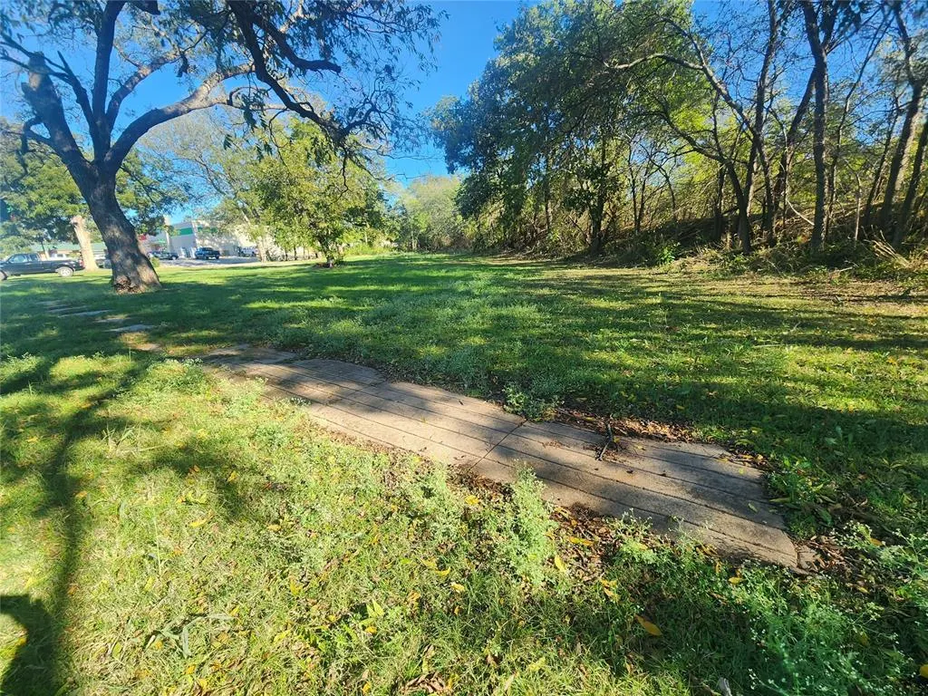Photo 4 — 900 W Grant Street, Pauls Valley, OK 73075