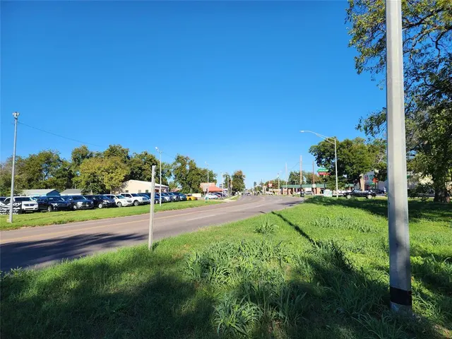 Photo 8 — 900 W Grant Street, Pauls Valley, OK 73075
