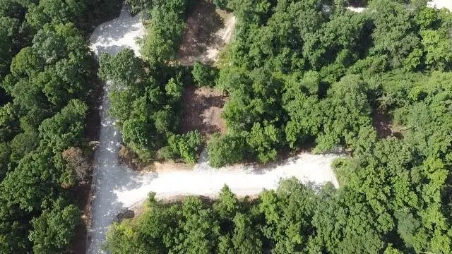 Photo 4 — 07 Pine Acres Road, Broken Bow, OK 74728