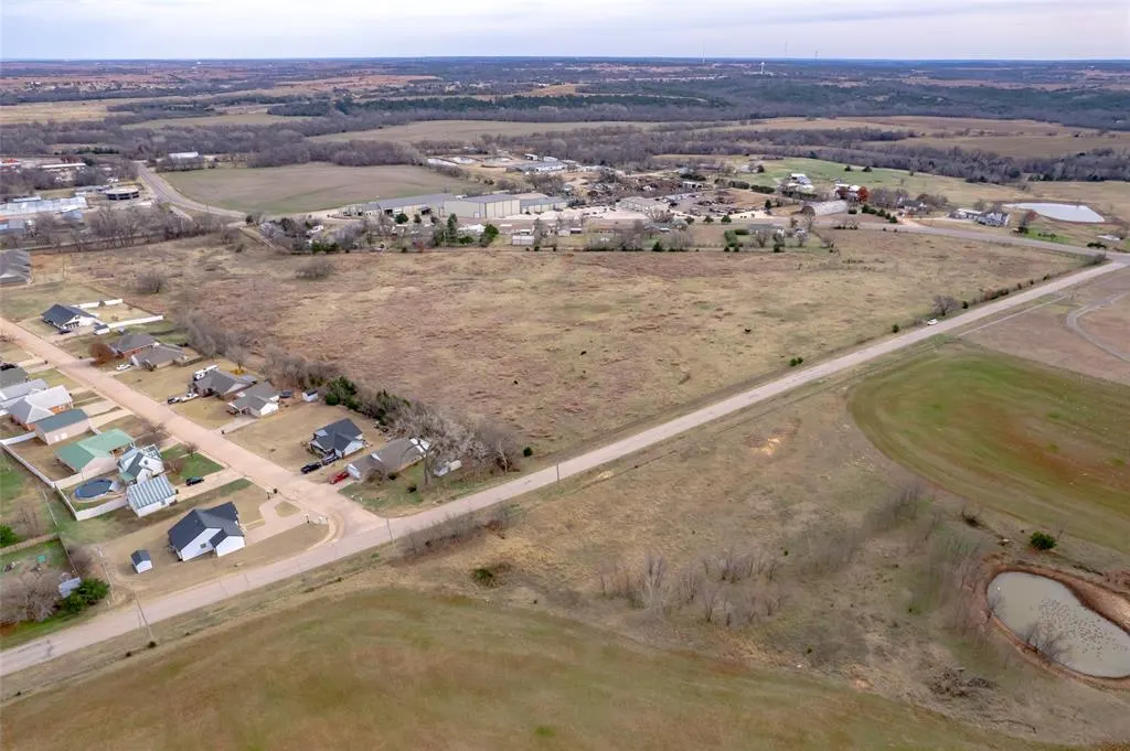 Photo 7 — 1238 Perry Avenue, Perry, OK 73077