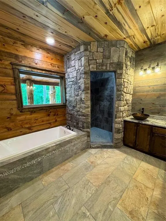 Photo 15 — 146 Moray Drive, Broken Bow, OK 74728