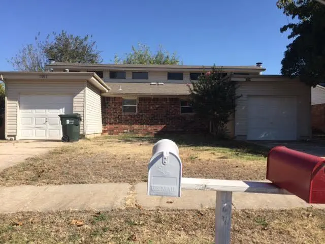 Front exterior — 1909 Chandelier Drive 1909 1911, Norman, OK 73069