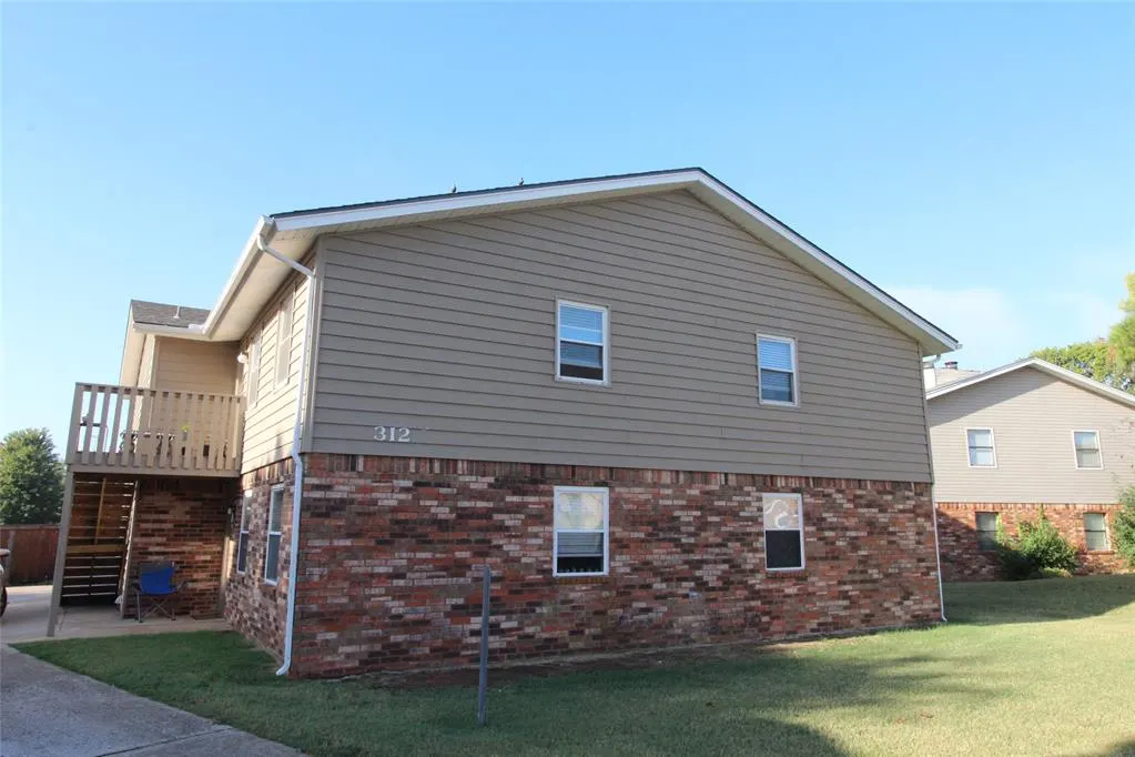 Front exterior — 312 Chalmette Street, Norman, OK 73071