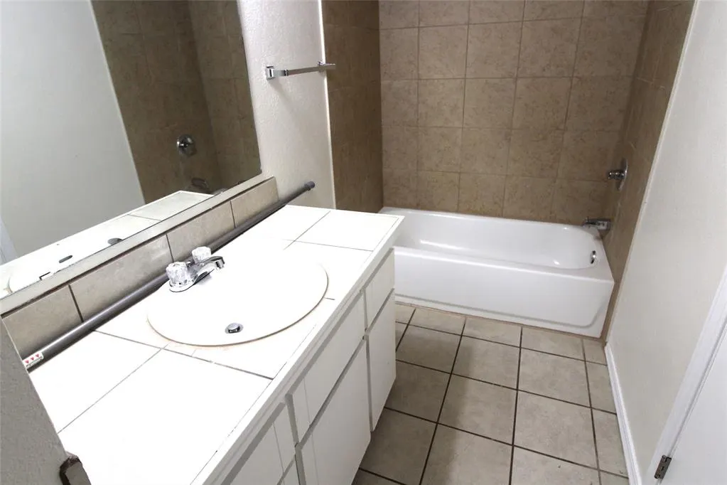 Photo 12 — 900 Aspen Court, Noble, OK 73068