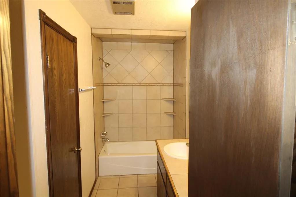 Photo 32 — 900 Aspen Court, Noble, OK 73068