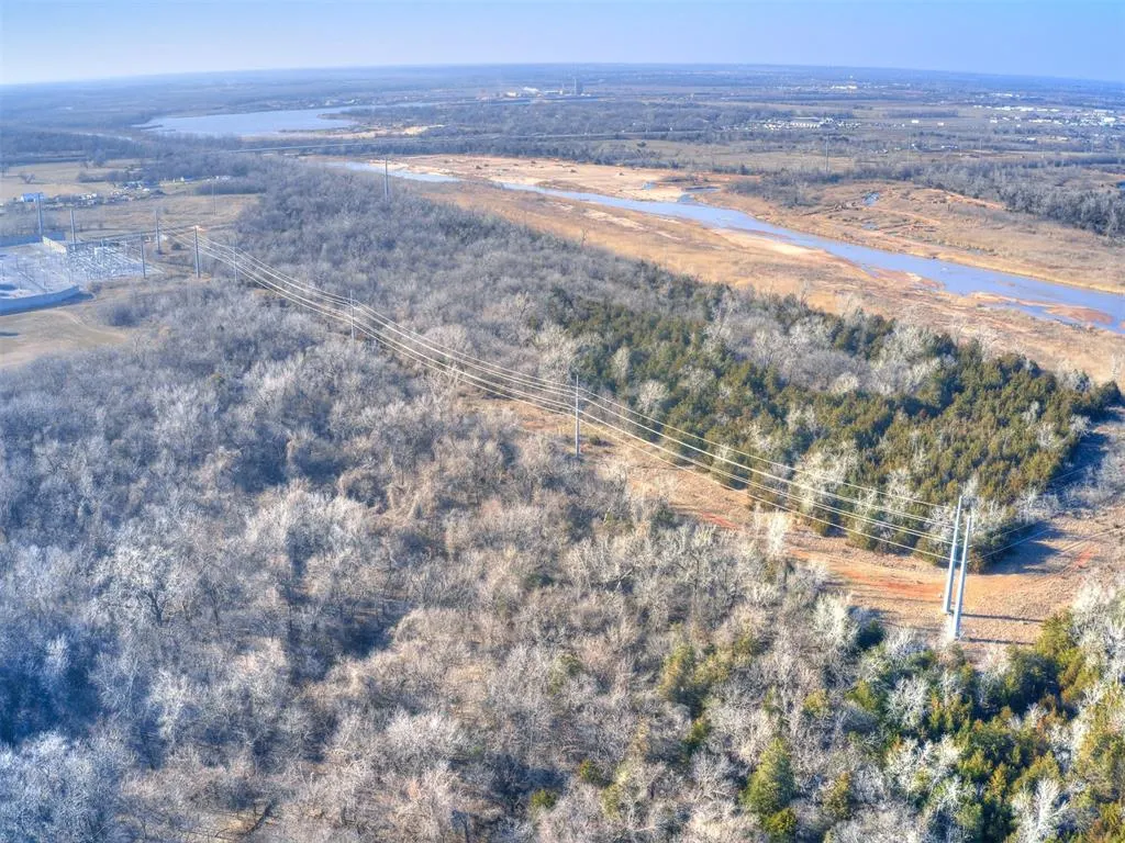 Photo 24 — 1001 NE 34th Street, Newcastle, OK 73065