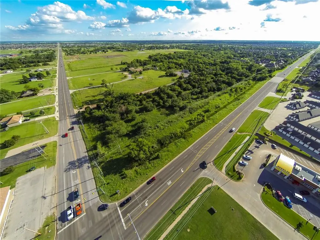 Photo 3 — 0000 S WESTERN Avenue, Oklahoma City, OK 73170