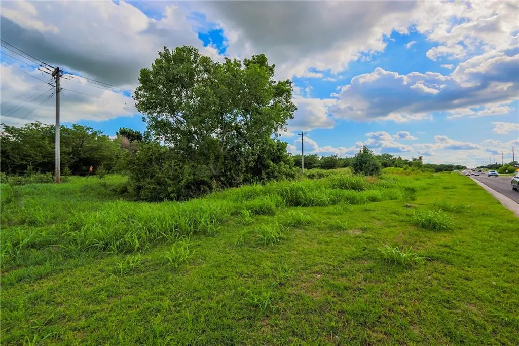 Photo 8 — 0000 S WESTERN Avenue, Oklahoma City, OK 73170