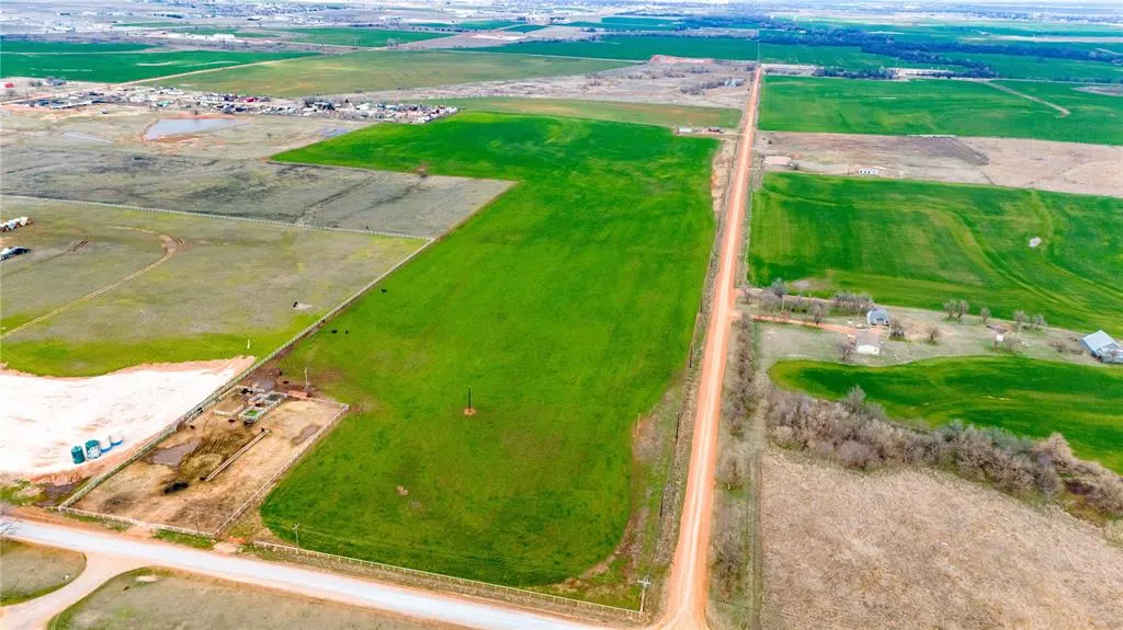 Photo 5 — 4 N 2850 Road, Kingfisher, OK 73750