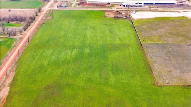 Photo 2 — 5 N 2850 Road, Kingfisher, OK 73750