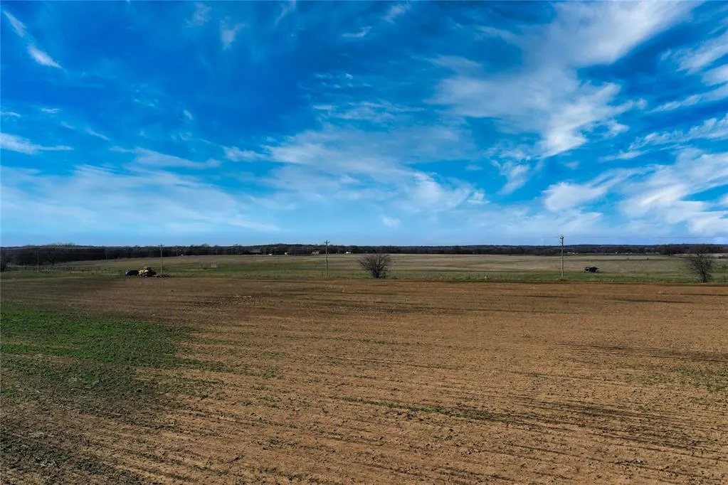 Photo 3 — 1300 Baseline Road, Hennepin, OK 73444