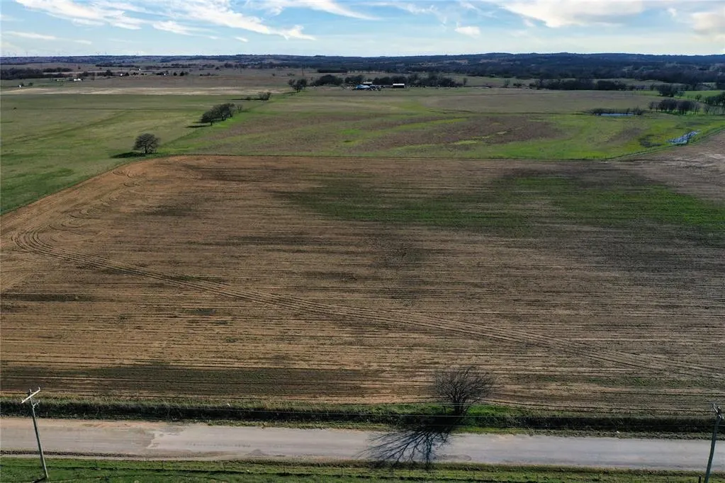 Front exterior — 1300 Baseline Road, Hennepin, OK 73444