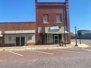 Sold home at 125 S main Street