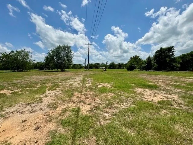 Photo 5 — 1301 N University Street, Seminole, OK 74868