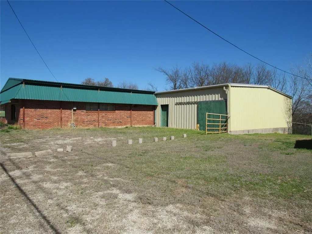 Photo 4 — 1046 S Chickasaw Street, Pauls Valley, OK 73075