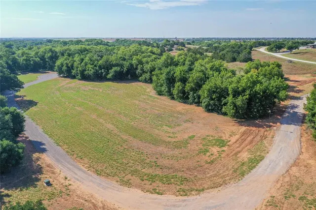 Photo 5 — Buck Lane, Weatherford, OK 73096