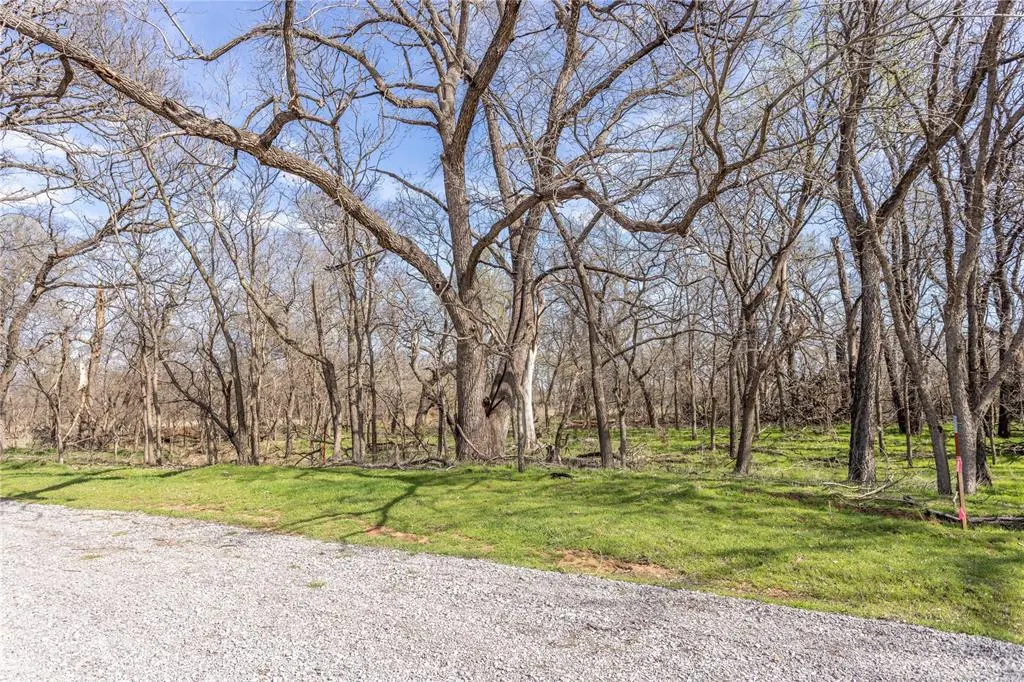 Front exterior — White Tail Road, Weatherford, OK 73096
