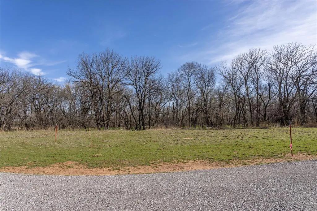 Front exterior — White Tail Road, Weatherford, OK 73096