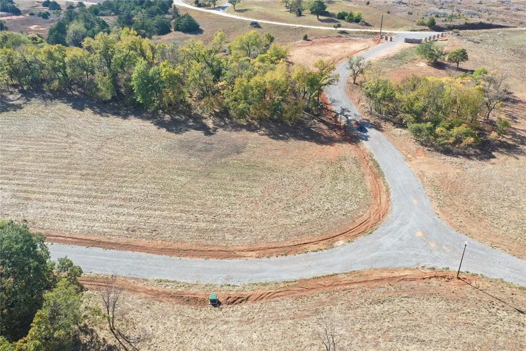 Photo 13 — White Tail Road, Weatherford, OK 73096