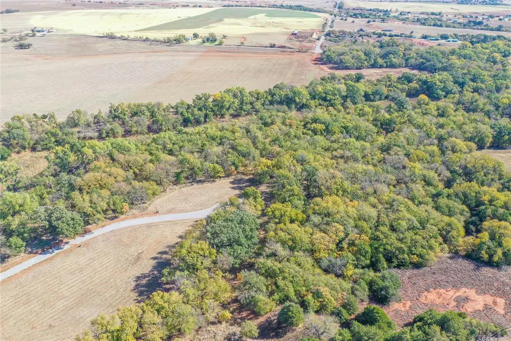 Photo 25 — White Tail Road, Weatherford, OK 73096