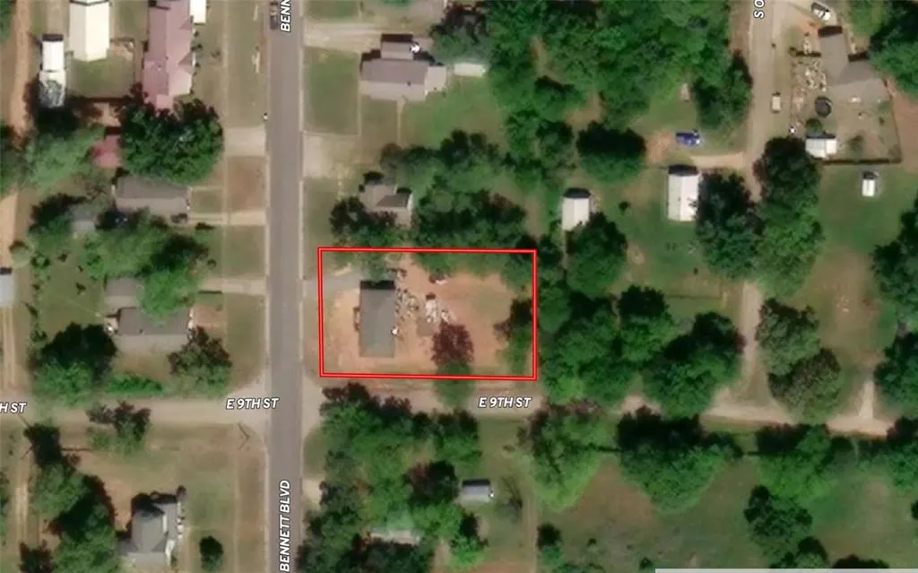 Photo 5 — 824 S Bennett Boulevard, Chandler, OK 74834