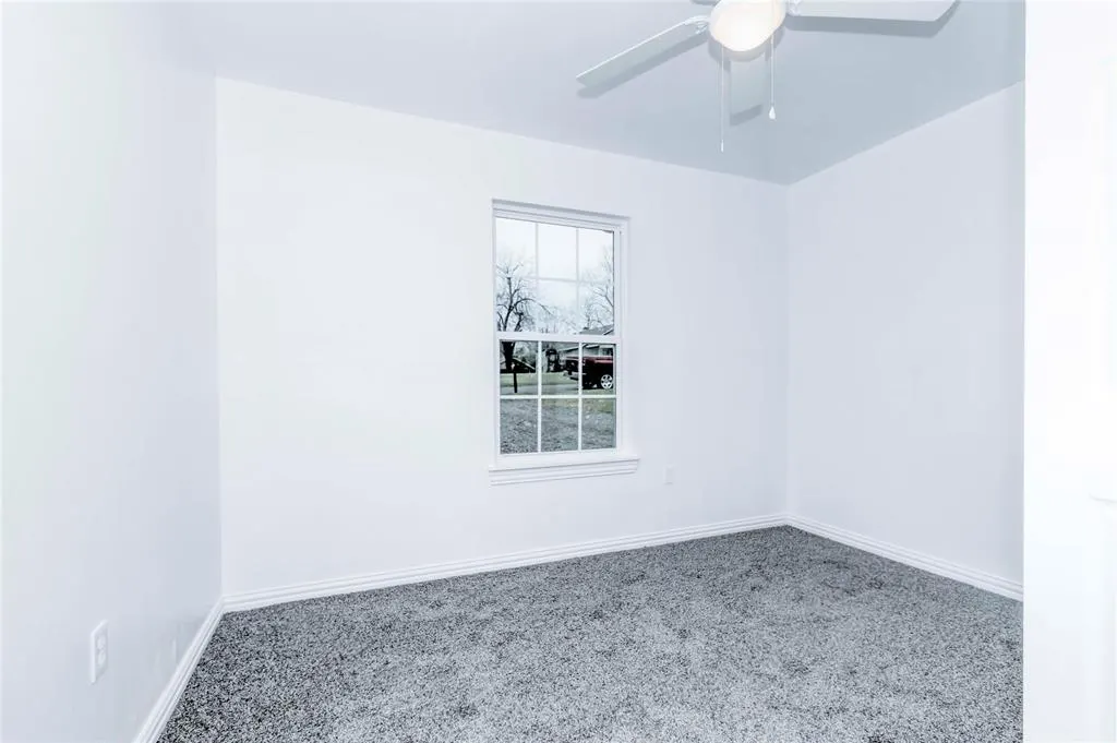 Photo 15 — 824 S Bennett Boulevard, Chandler, OK 74834