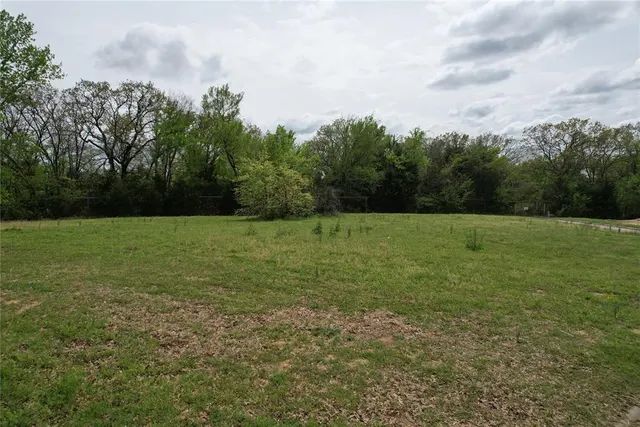 Photo 3 — 23 Lakewood Drive, Seminole, OK 74868