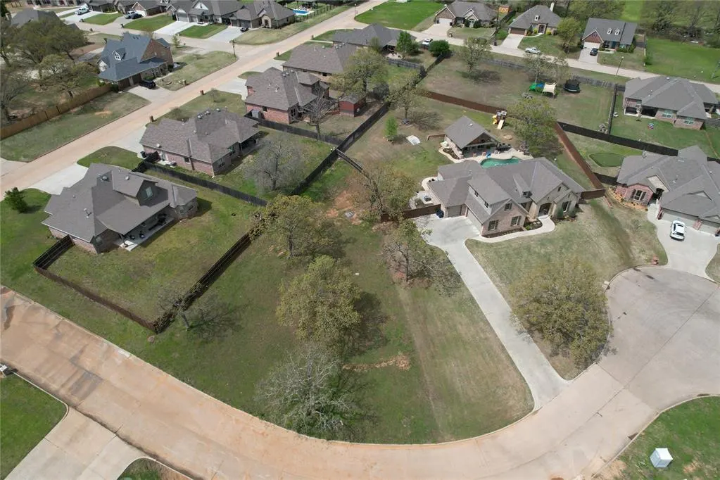 Photo 3 — 14 Morning Glory Lane, Seminole, OK 74868