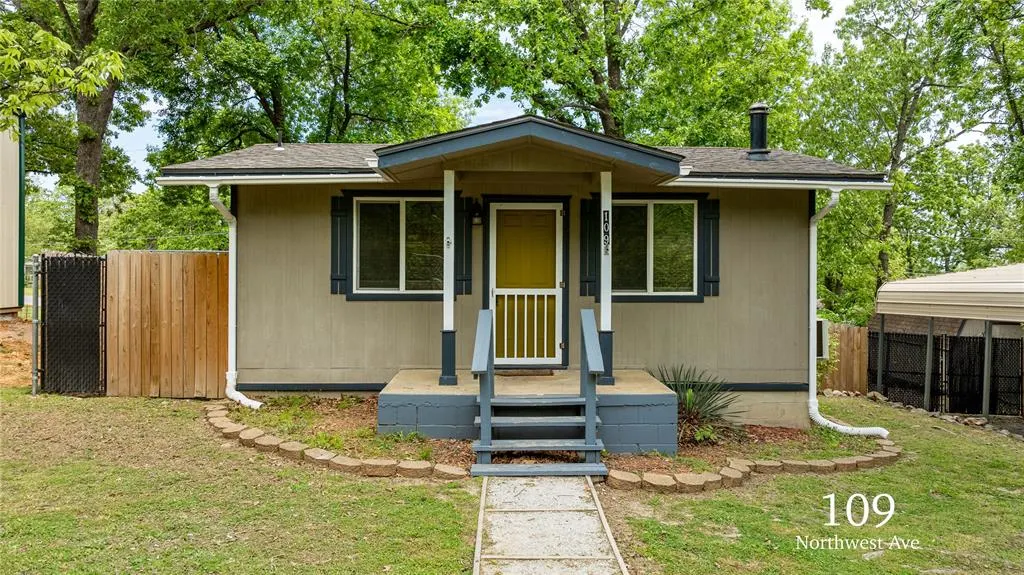 Front exterior — 109 Northwest Avenue, Bernice, OK 74331